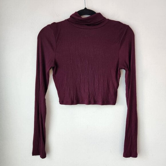 Sunday Best Aritizia Freshman Crop Purple Stretch Turtleneck Blouse Top Shirt M - Picture 1 of 6